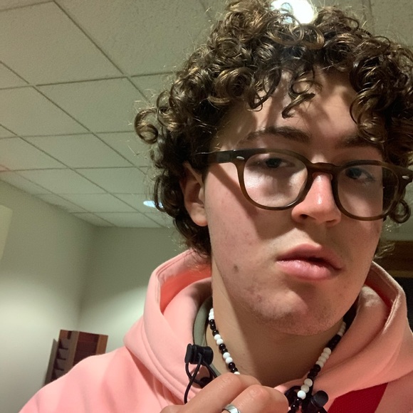 Meet your Posher, Christopher - Picture 1 of 1